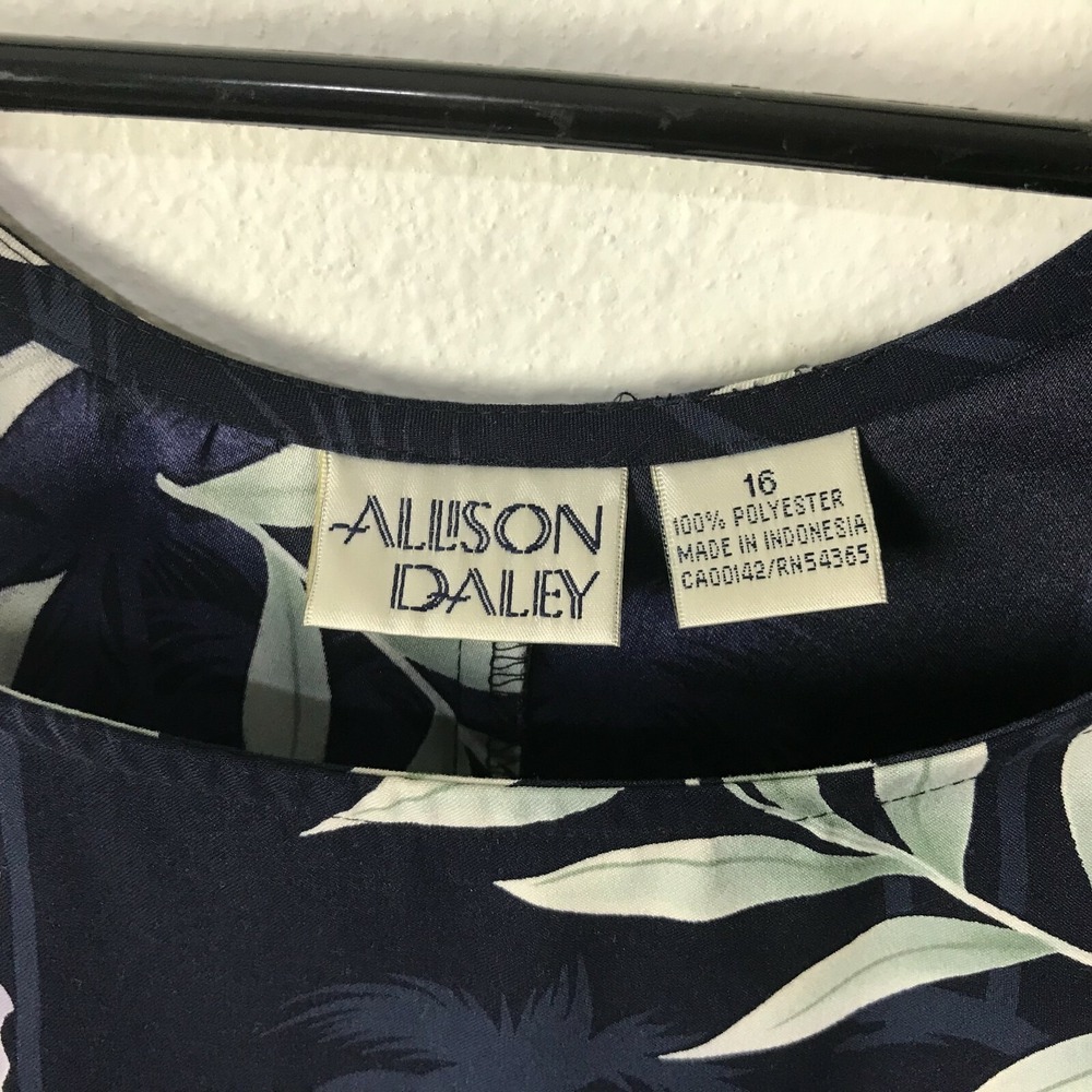 Allison Daley Hawaiian Shirt Blouse Size 16 Multicolor Floral Sleeveless - Picture 6 of 7